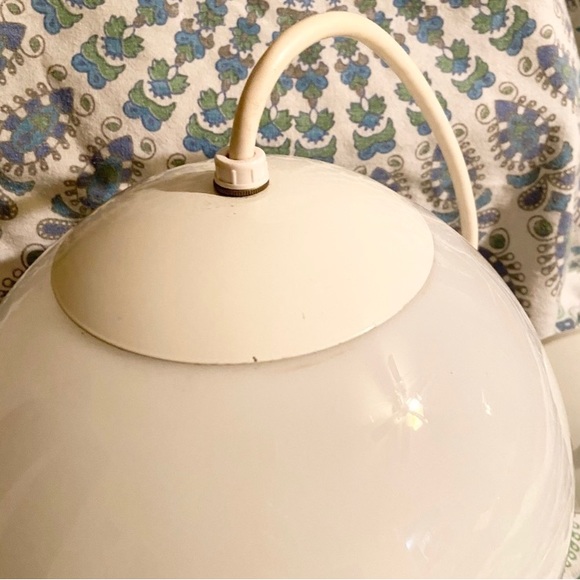 Retro vintage globe hanging light fixture from the sixties boho hippie - Picture 7 of 9